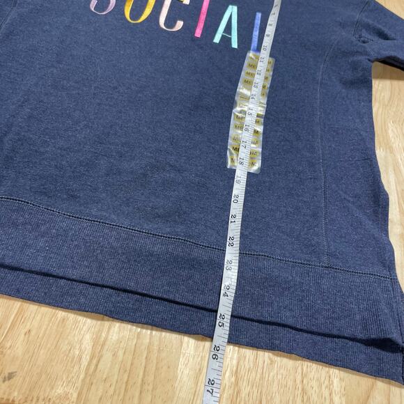 Wildfox NWT Navy Statement “Social” Sweatshirt Side Slits Drop Shoulder Size M - Picture 10 of 10